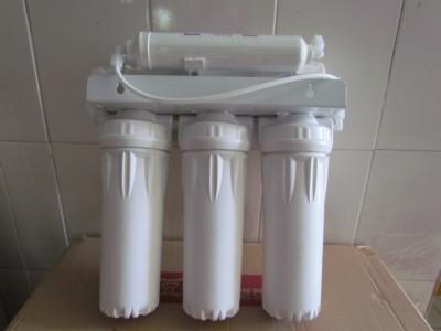 純凈水過濾器濾料 選擇、功能與應(yīng)用指南